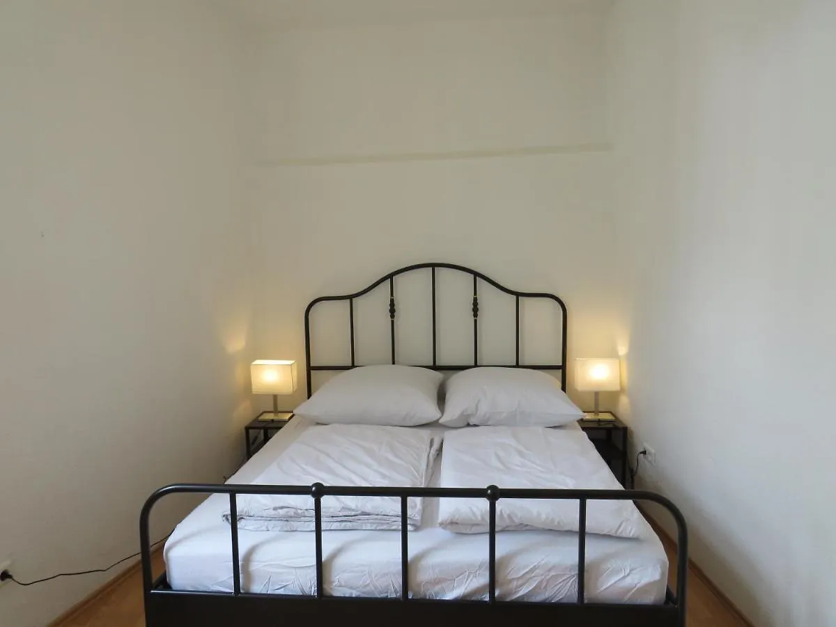 Apartment L8 Street Monteurwohnung - Mannheim Innenstadt Germany