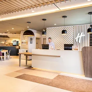 - - Hauptbahnhof By Ihg Hotel