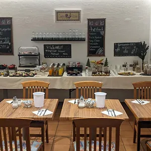 Rheinauer Hof - Hotel