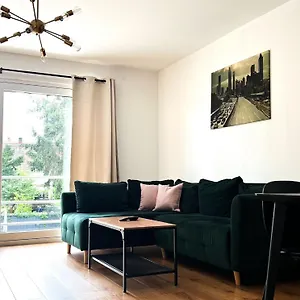 2 Zkb In Kueche - Parken - Grosser Tv Apartment
