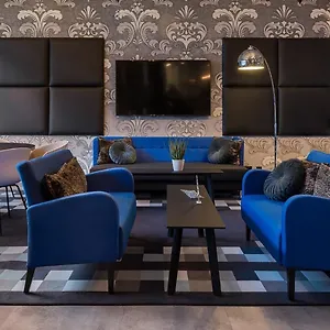 - The Niu, Square By Ihg MHG